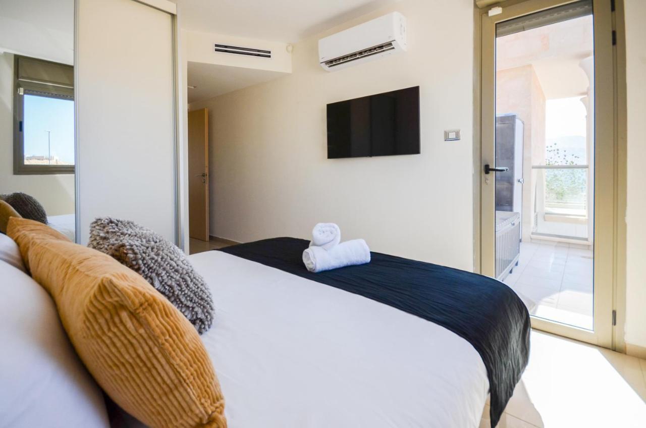 Yalarent Eucalyptus 2Br & Balcony Apt Apartment เอลัต ภายนอก รูปภาพ