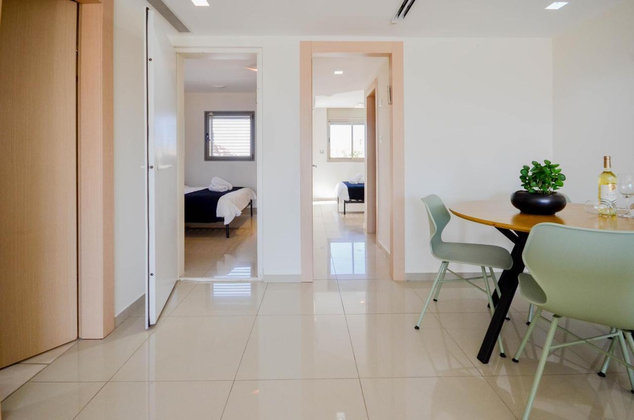 Yalarent Eucalyptus 2Br & Balcony Apt Apartment เอลัต ภายนอก รูปภาพ
